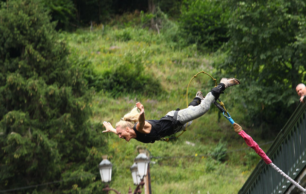 Luz Aventure, saut à l'élastique au Pont Napoléon à Luz Saint-Sauveur.
